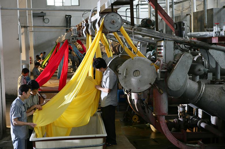 jet dyeing.JPG
